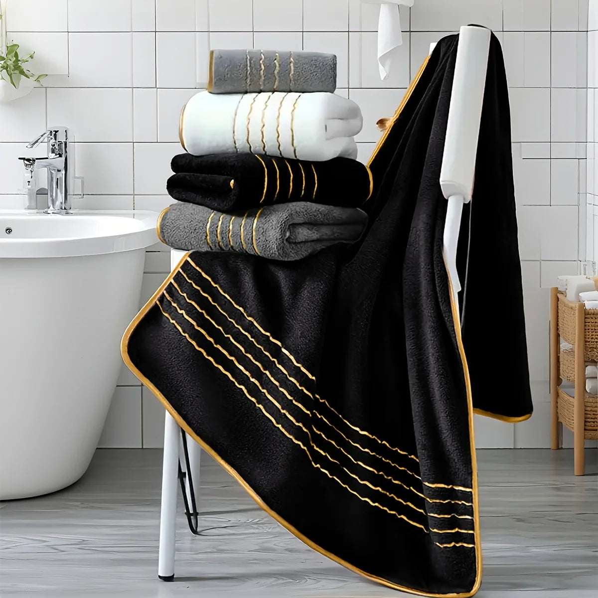 Premium Microfiber Bath Towel Set For Home And Spa Use