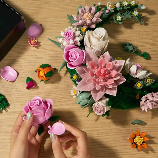 BuildMoc Floral Moon Wreath Building Blocks Home Decor Kit